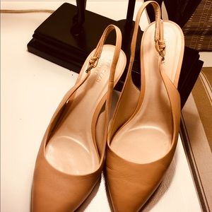 Excellent leather tan summer heels